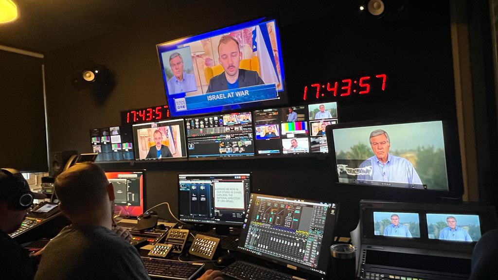 HananyaNaftali's tweet image. In the last 48 hours I managed to do 8 TV interviews and tell the truth of Israel.

I think the digital battle is super important as well, as fake news and lies are spreading like wildfire. 

I said in my interviews that you can see very clearly that Hamas is targeting civilians,