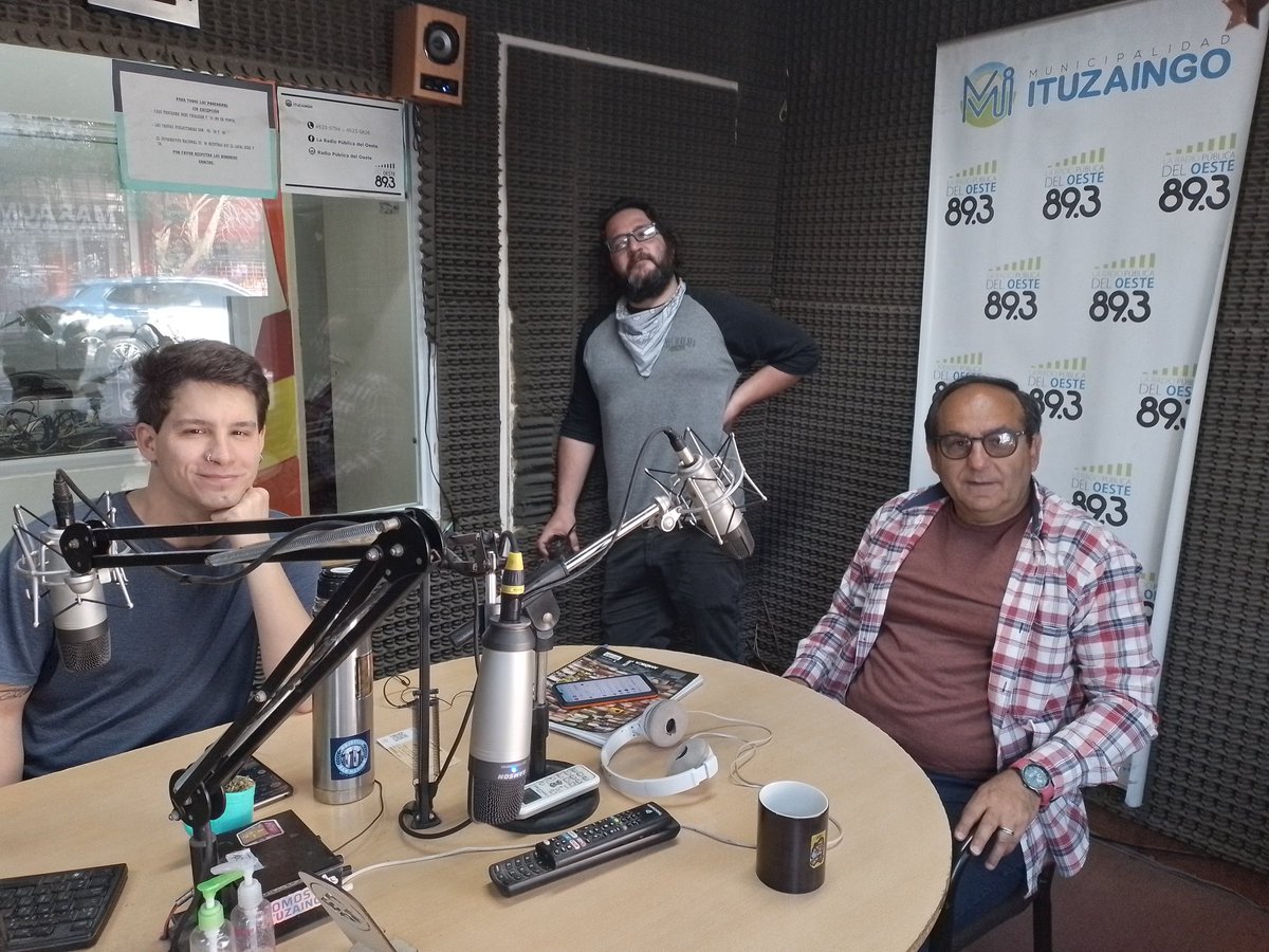 estacionitu's tweet photo. Buena semana para todes!

👉 De 9 a 10.30hs prendete a la 89.3 que en @estacionitu hay mucho de que hablar.

📻 Sumate a #LaRadioPublicadelOeste. https://t.co/aH7C4wGe2e
