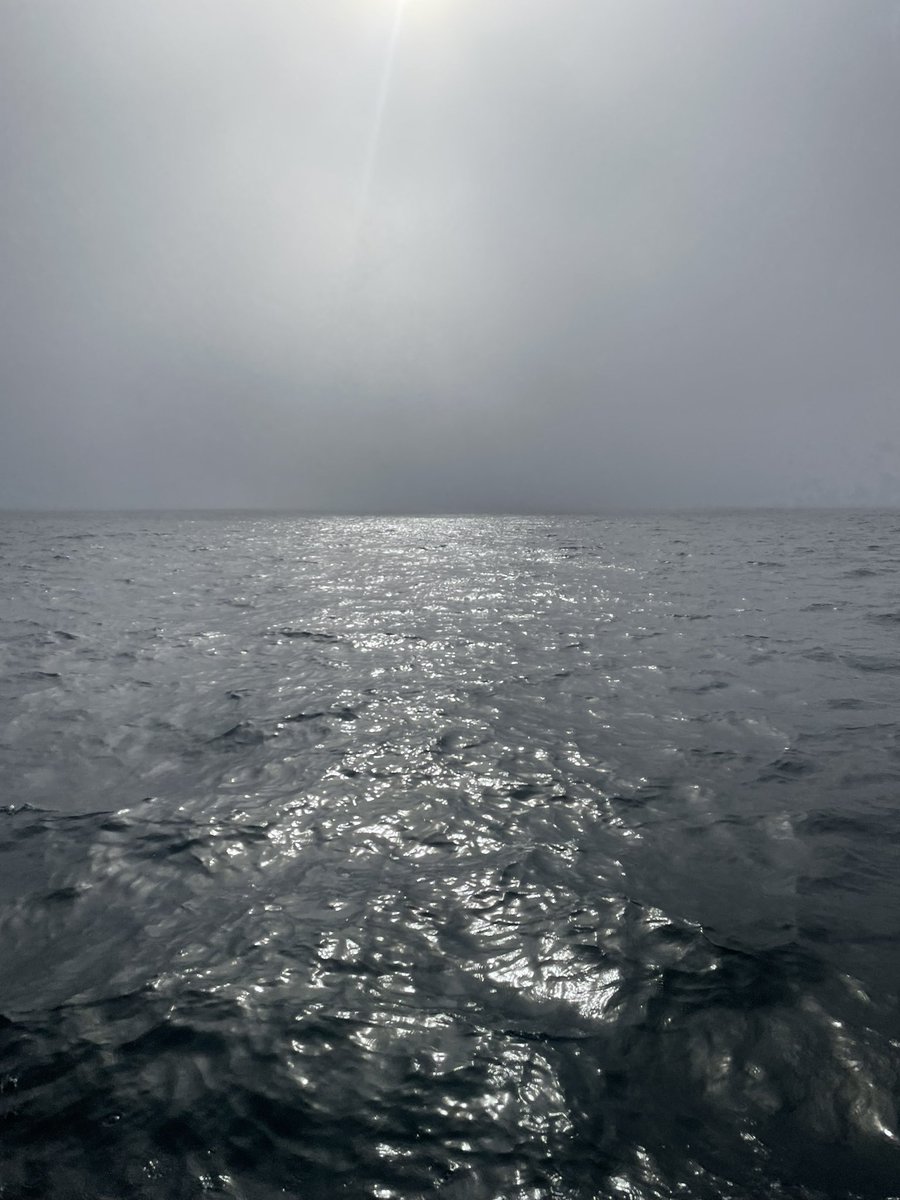 _niallboland's tweet photo. @CarlowWeather Still plenty fog drifting around here at Inishmore https://t.co/7QneZIMJoR