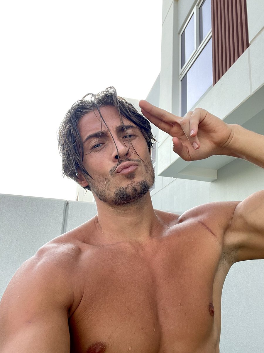 Dylan Thiry tweet media