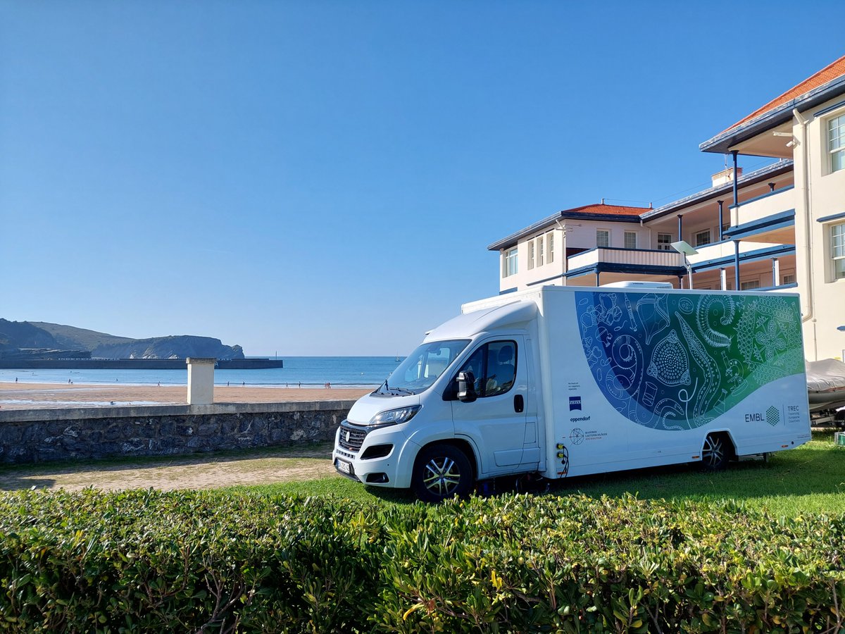 Views from our sample processing lab, sampling Bilbao and surroundings this week. 

📸 <a href="/ValerieMaier6/">Valerie Maier</a> / EMBL 

<a href="/TaraOcean_/">Fondation Tara Océan</a> <a href="/EMBRC_EU/">EMBRC (European Marine Biological Resource Centre)</a> <a href="/pie_upvehu/">PiE-UPV/EHU</a>