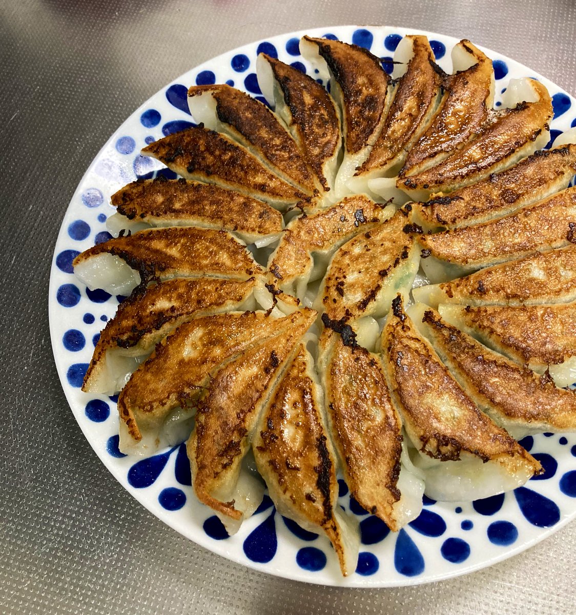 pux2886's tweet photo. 米粉餃子作ったおいしそー🥟 https://t.co/1nDOLNSMwx