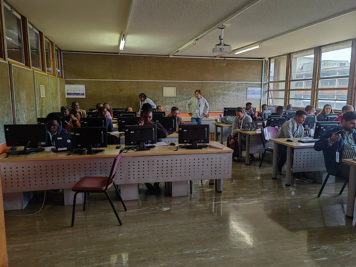 eLwazi ODSP (@elwazi_odsp) on Twitter photo Today, we kickstart the #ContainersandWorkflows workshop in collaboration with <a href="/MADIVA_DSI/">MADIVA Research Hub</a> <a href="/WitsUniversity/">Wits University</a>. Participants will learn to use Docker, Dockstore, Nextflow, Terra, Workflow Description Language, ilifu, etc.
#DataScience #ContainersandWorkflows #Bioinformatics Today, we kickstart the #ContainersandWorkflows workshop in collaboration with <a href="/MADIVA_DSI/">MADIVA Research Hub</a> <a href="/WitsUniversity/">Wits University</a>. Participants will learn to use Docker, Dockstore, Nextflow, Terra, Workflow Description Language, ilifu, etc.
#DataScience #ContainersandWorkflows #Bioinformatics
