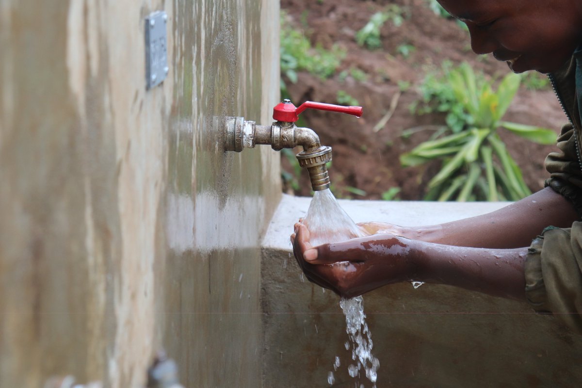 Water4People_RW's tweet photo. Our commitment: to ensure that reliable and lasting water and sanitation services are brought to every family, school, and health clinic in the districts where we work.
#EveryoneForever https://t.co/L0jT6uQEna