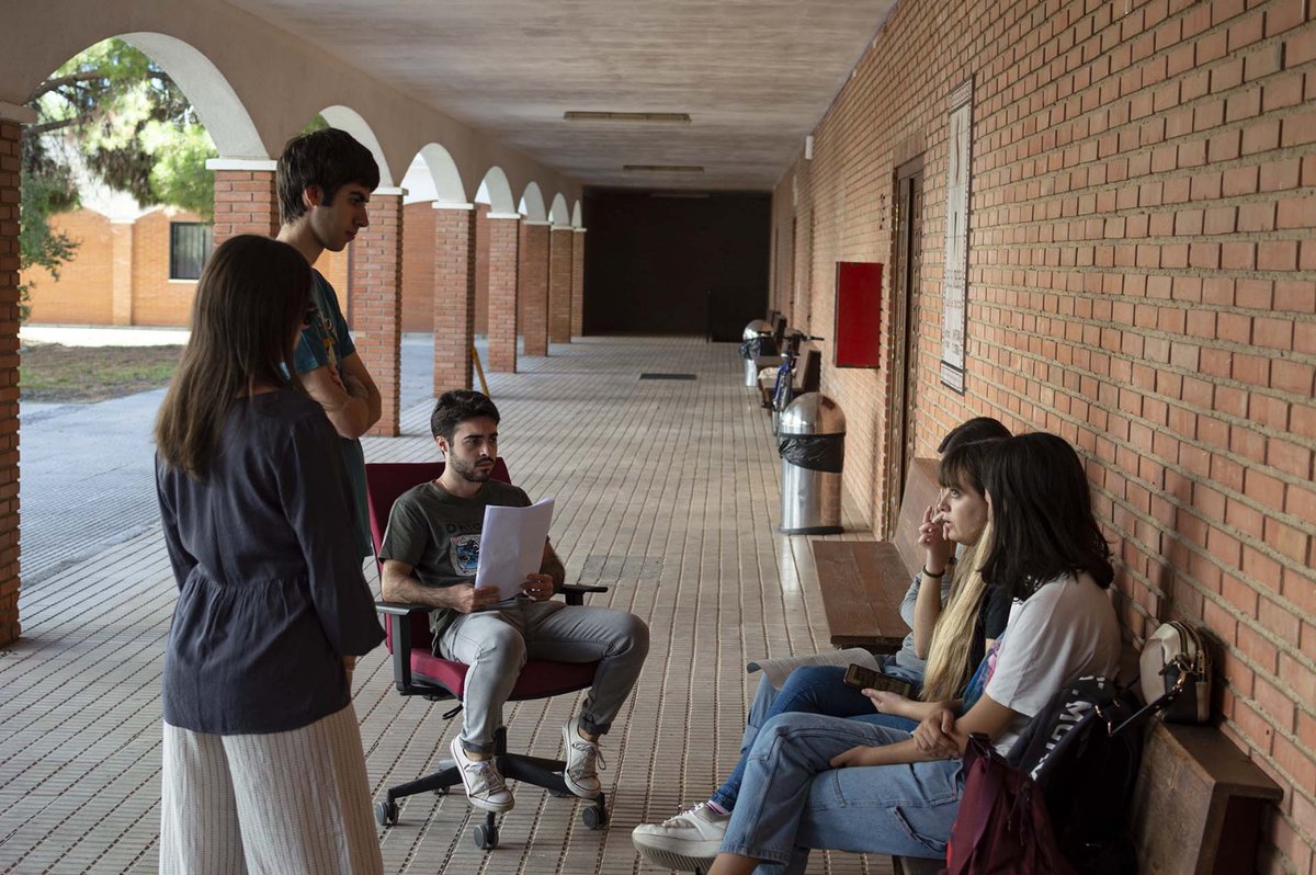 UCOTeatro's tweet photo. ¡Y algunas fotos para el recuerdo! 😉 https://t.co/ykHLl3QapG