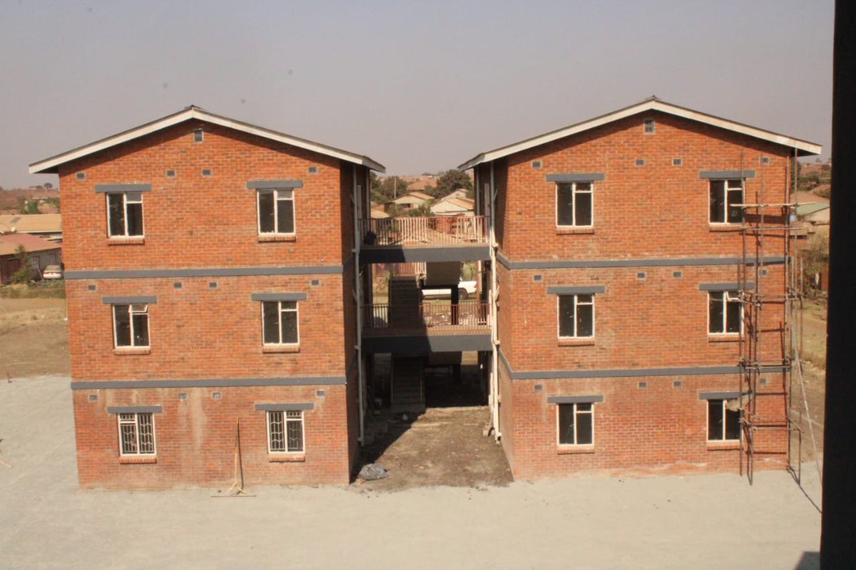 ZimGvt_NDS1's tweet photo. #NDS1:  One Million Housing Units by 2025

Great times ahead as the Second Republic soon to unveil yet another milestone in Dzivarasekwa. @Zim_Vision2030 @MAmenities @DeptCommsZW @OMpslsw @Min_of_IC https://t.co/e3pLkC1DeN