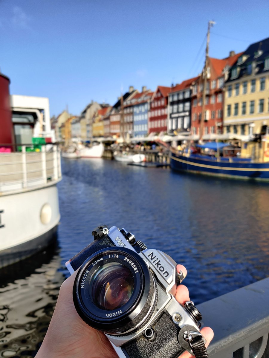 EdouardR98's tweet photo. #Copenhagen and Nikon FM2 https://t.co/sV5cBd7IMm