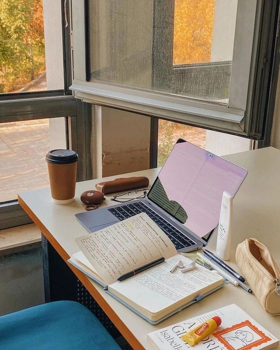 pilatesgirly's tweet photo. get over yourself and study https://t.co/f8RPKx4w89