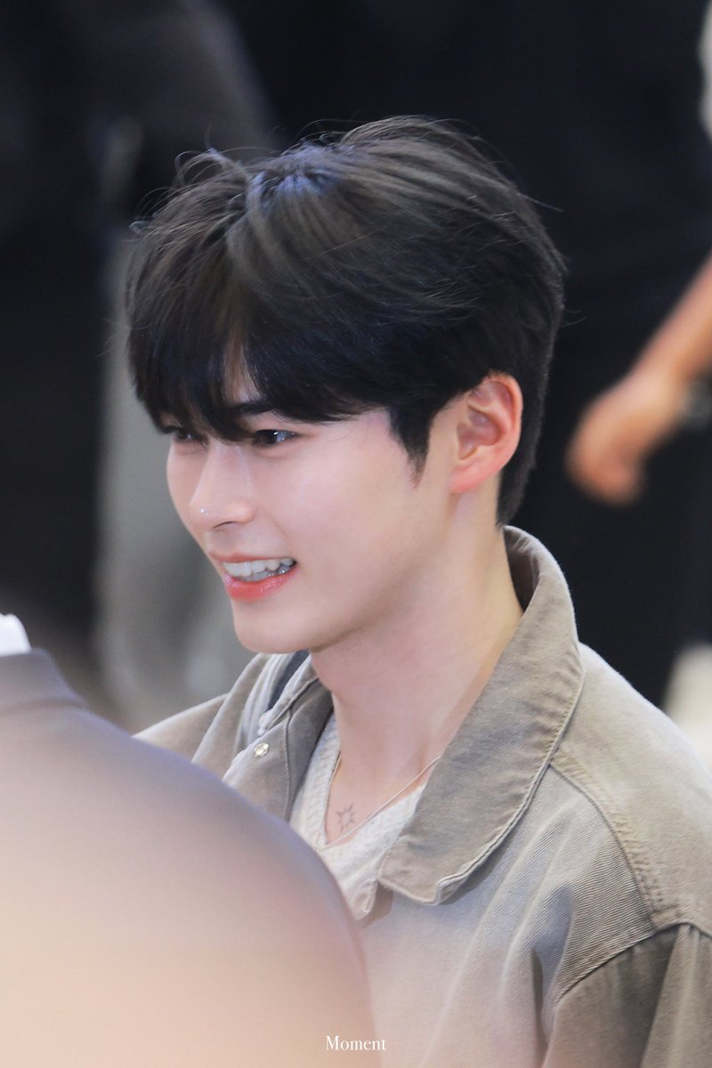 Moments_613's tweet photo. 231002 ✈ GMP 출국

#성한빈 #SUNGHANBIN #ソンハンビン
#ZEROBASEONE #ZB1 #제로베이스원 https://t.co/137zw6NId7