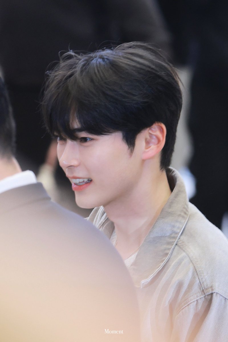 Moments_613's tweet photo. 231002 ✈ GMP 출국

#성한빈 #SUNGHANBIN #ソンハンビン
#ZEROBASEONE #ZB1 #제로베이스원 https://t.co/137zw6NId7