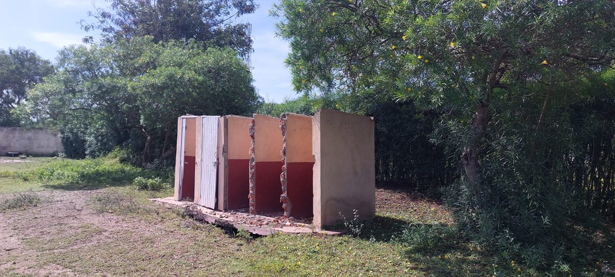 kajweezy's tweet photo. @MPESA_FDN did a project in Waondo Primary and JSS in Suba North in 2018, built a latrine and ECD classroom. Project barely lasted 4 years,the  buildings came down, I've reached out severally to get a way forward, there's been no response @RobertAlai @SafaricomPLC @senatorkajwang https://t.co/7cYKEUefJC