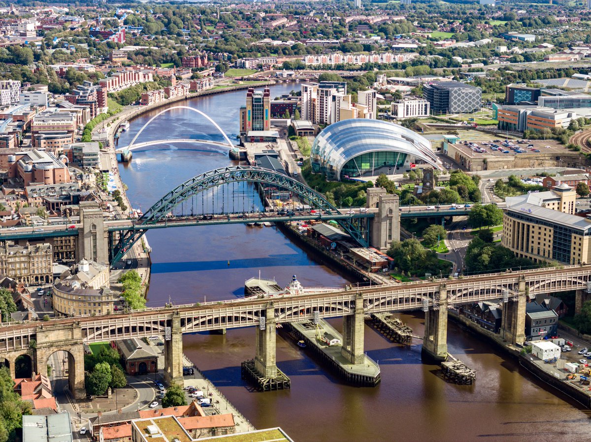 risingviews's tweet photo. 🌉✨ Aerial view of Newcastle's bridges! 🚁📸 Mesmerized by the iconic Tyne Bridge and the beauty of River Tyne. From Swing Bridge to Gateshead Millennium Bridge, celebrate the blend of history and modern architecture! 🏴󠁧󠁢󠁥󠁮󠁧󠁿🌟 Your favorite Newcastle landmark? 💬 #NewcastleUponTyne #TyneBridge #RiverTyne #AerialPhotography #CityOfBridges #ExploreNewcastle #BridgeArtistry