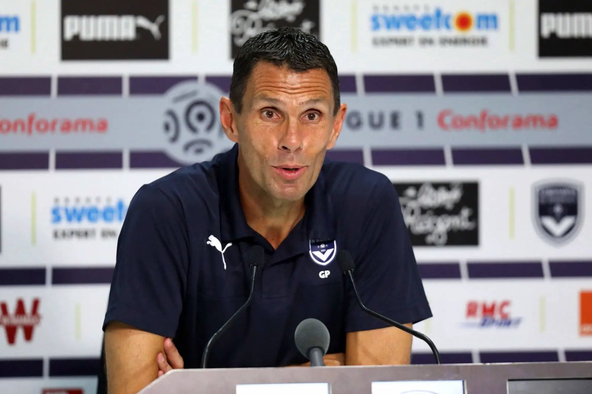 Thibaud_GdB's tweet photo. Je sais que ça va en faire hurler certains mais perso, je verrai bien un retour de Poyet.
Pour moi, il coche les cases pour secouer cet effectif et les sortir de leur léthargie. Et lui, le combat il connaît et il aime ça.
C’est mon avis #Girondins https://t.co/8O7wxxlNt0