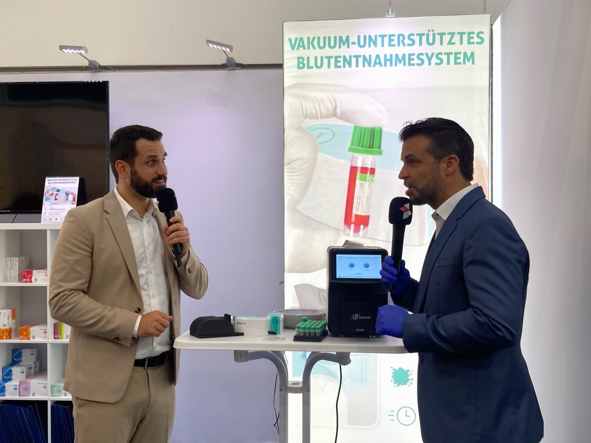 WinnozTech's tweet photo. Winnoz at #Expopharm2023 👨‍💼✈️

Our partner, Unique Med, stole the spotlight in a press interview, showcasing the incredible potential of Haiim.

We scouted for exciting collaborations throughout the event!!

#Innovation #HealthTech #Winnoz #UniqueMed #Haiim #Collaborations https://t.co/Kx98jtA0bZ
