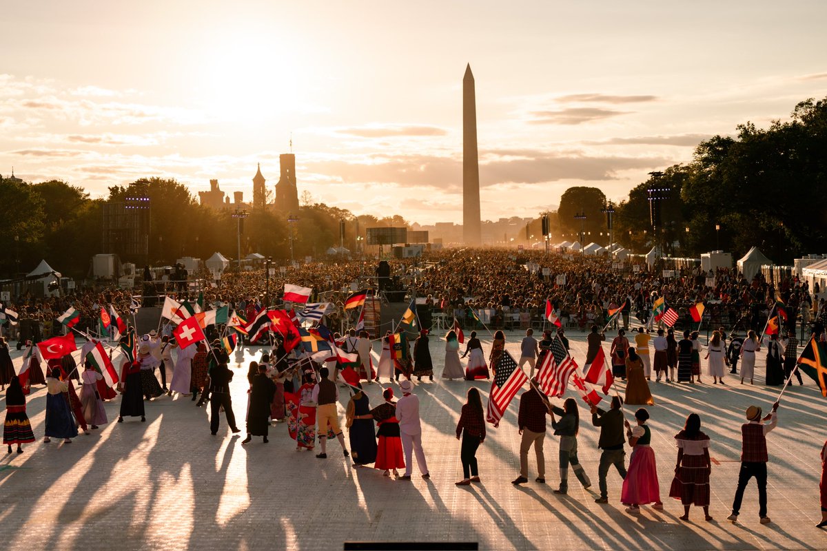Gurudev Sri Sri Ravi Shankar tweet media