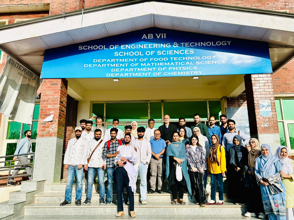 RisingKashmir's tweet image. #Workshop on #Bakerytechnology held at #IUST

@iustjk

risingkashmir.com/workshop-on-ba…