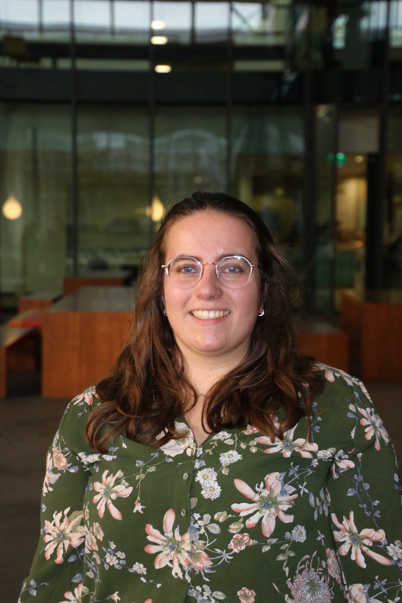 @NL_Wetenschap (@nl_wetenschap) on Twitter photo Hi! Mijn naam is Marrit Tholen en ik ben Promovendus-TA bij de Nanoscopy for Nanomedicine groep van <a href="/TUeindhoven/">TU Eindhoven</a> (<a href="/n4nlab/">Nanoscopy for Nanomedicine lab</a>), waar ik onderzoek doe naar microscopie technieken voor het analyseren van materialen en cellen. Als jullie vragen hebben hoor ik het graag! Hi! Mijn naam is Marrit Tholen en ik ben Promovendus-TA bij de Nanoscopy for Nanomedicine groep van <a href="/TUeindhoven/">TU Eindhoven</a> (<a href="/n4nlab/">Nanoscopy for Nanomedicine lab</a>), waar ik onderzoek doe naar microscopie technieken voor het analyseren van materialen en cellen. Als jullie vragen hebben hoor ik het graag!