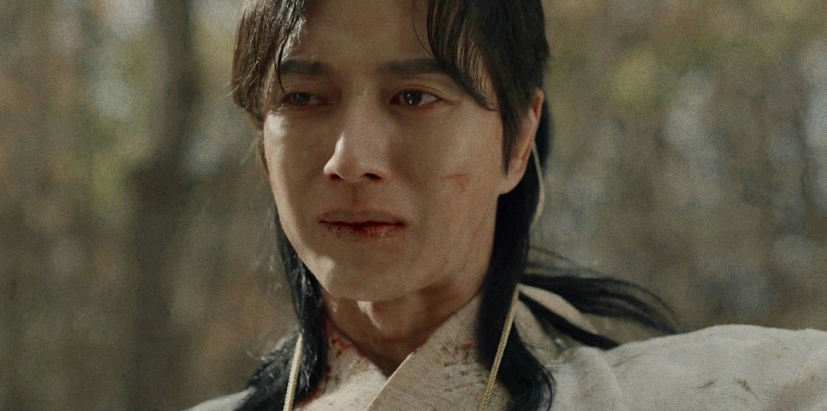 share_mago's tweet photo. 1. 처연미남의 압도적 무력
2. 신과의 맹세를 어긴 대가
3. 그럼에도 사랑을 구하는데 실패한

어떻게 한 시퀀스 안에 오타쿠가 돌아버리는 모든 장면이 https://t.co/CKinVt0d9d