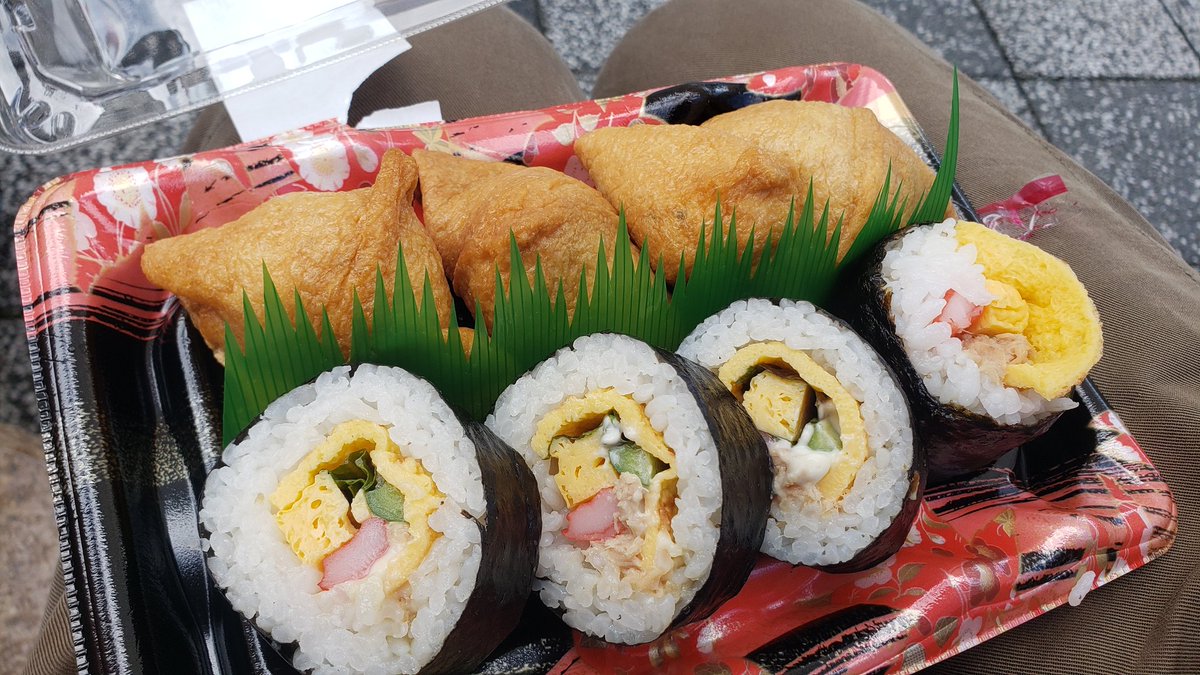 RadishInSky's tweet photo. Oishii 🍙🍙🍙 https://t.co/TrkXCjsjfb