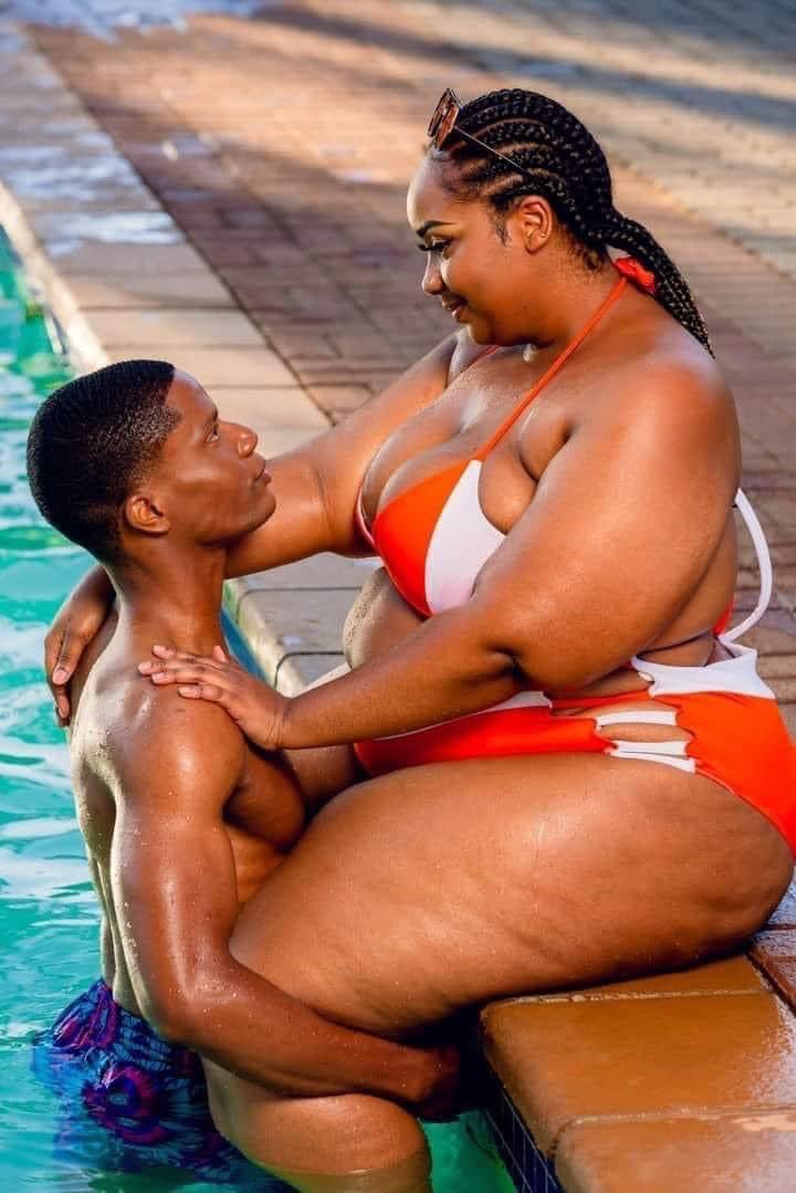 AdvoBarryRoux's tweet image. Where do skinny guys get the courage from? It's always the skinny guys who think they can manage heavy duties. What’s the secret?