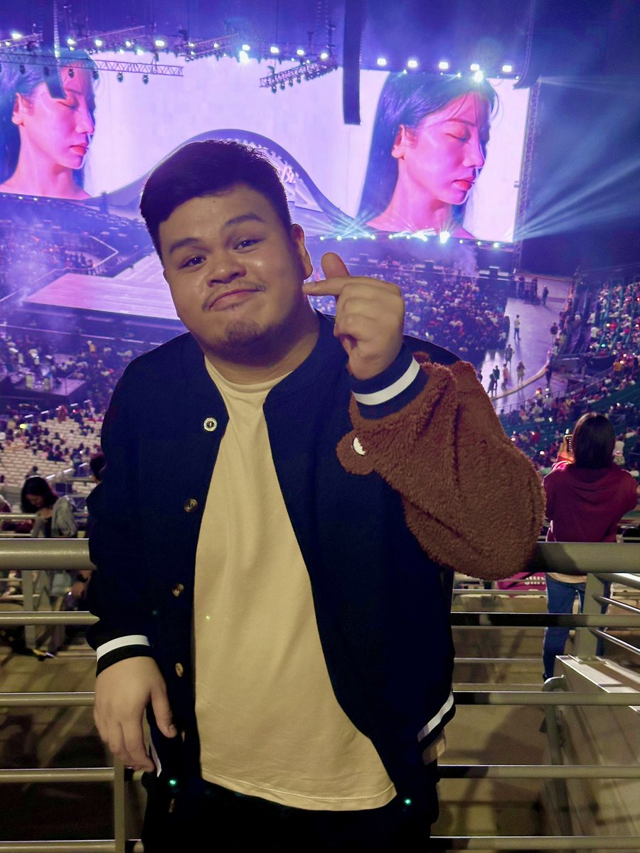 gprocs72_RPh's tweet photo. One of the best nights of my life 🍭💖

#TwiceReadyToBeInBulacan https://t.co/1TlPnA3ywl