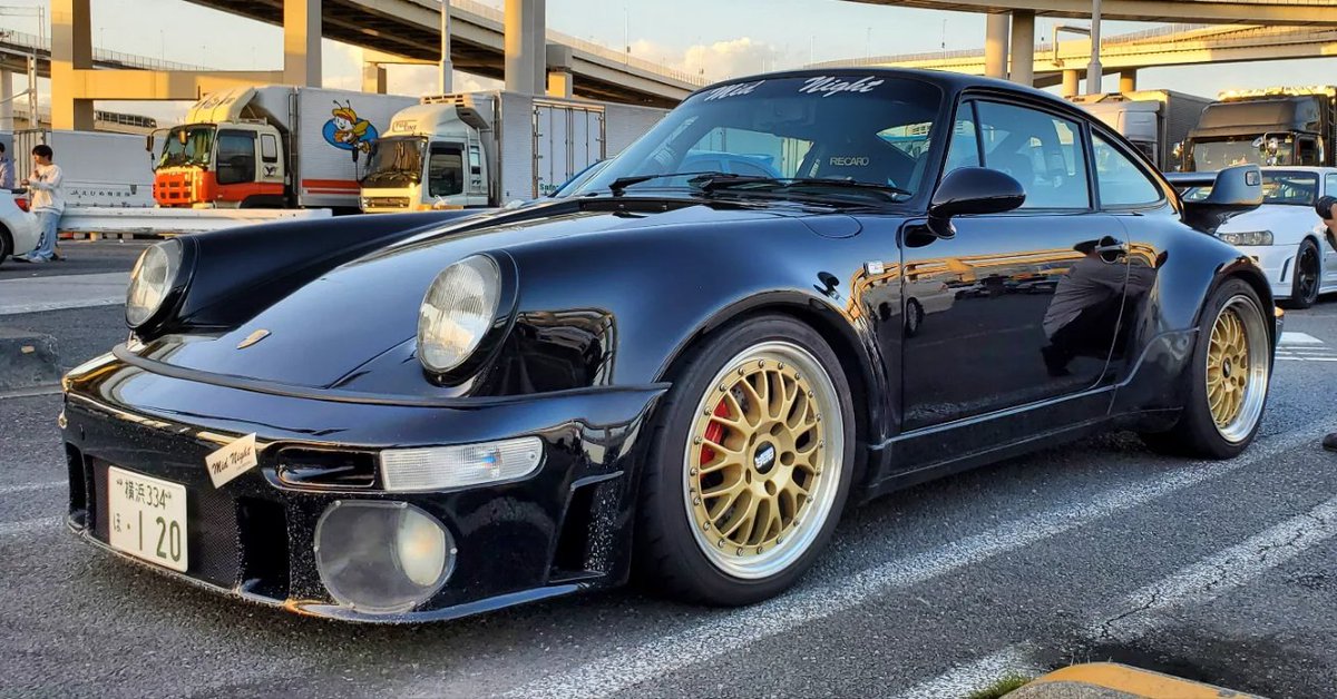 jdmglobalWH's tweet photo. To really appreciate how epic this is you've gotta see the September 5th article on Speedhunters!

#MidNightRacingTeam #midnightclub #midnightcarspeciall  #911turbo #porsche964 #bbs #wanganmidnight #blackbird #wangan #wmmt #maximumtune https://t.co/FWqdywrCkg
