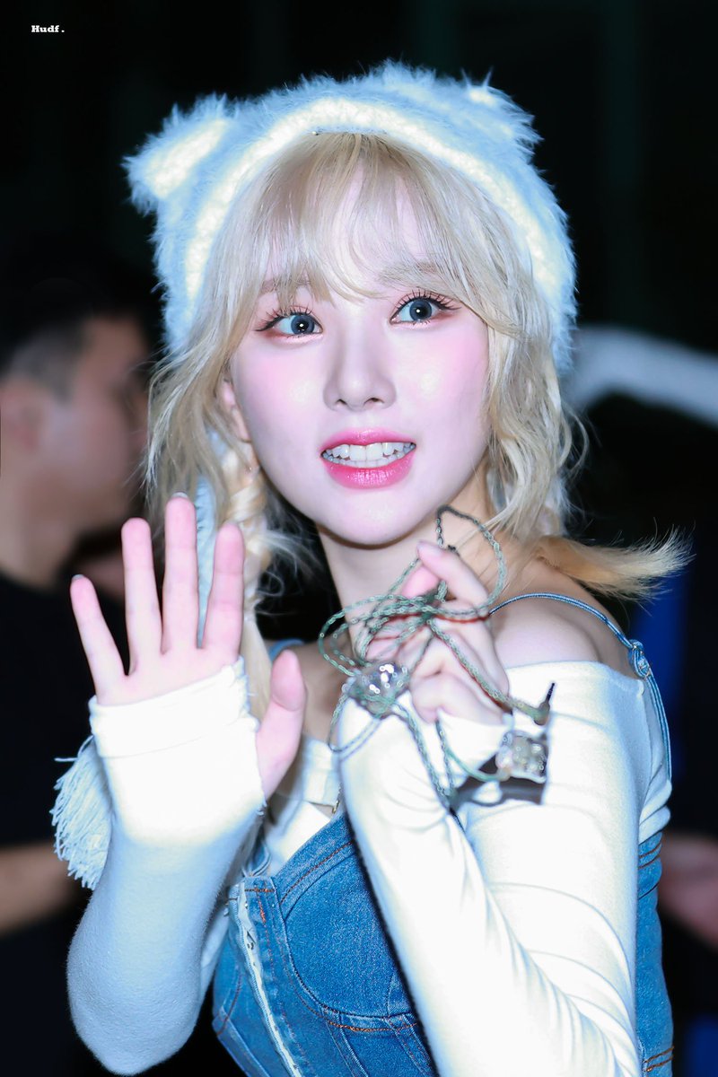 HUDF530's tweet photo. #은하 #비비지 #EUNHA #VIVIZ https://t.co/T6PyIgr0T8