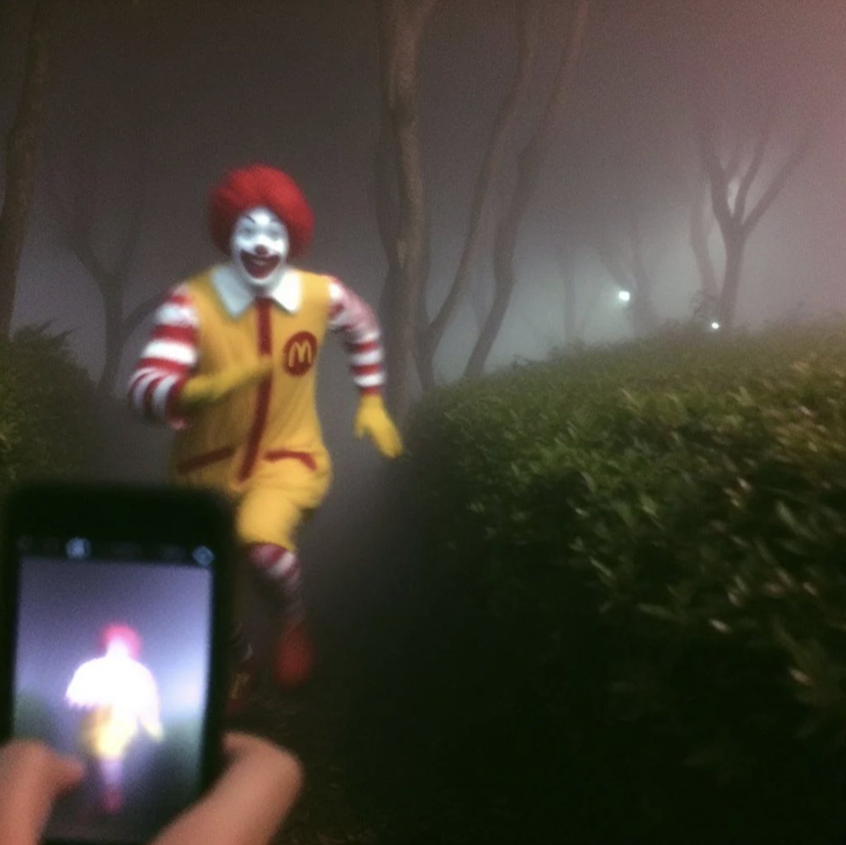 rowancheung's tweet photo. Mcdonald's: https://t.co/3rthZsRCGl