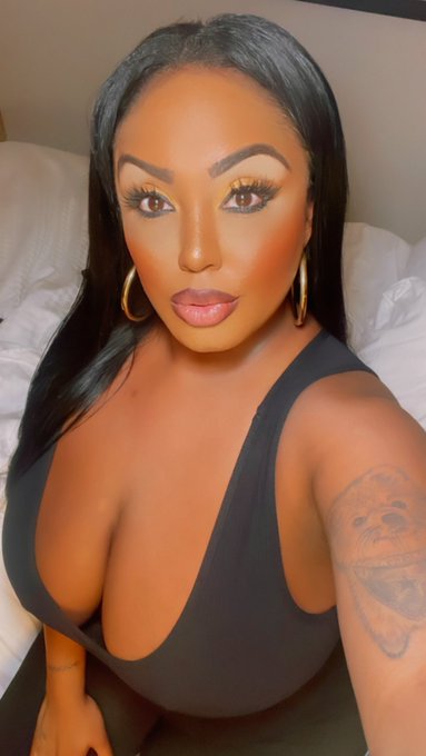 Late night selfie 🤤😘 https://t.co/UBx1ldKmKq #boston #Massachusetts https://t.co/ie9MW01LpW<a href="/tag/boston"class="tags">#boston</a><a href="/tag/massachusetts"class="tags"><span>#massachusetts</span></a>