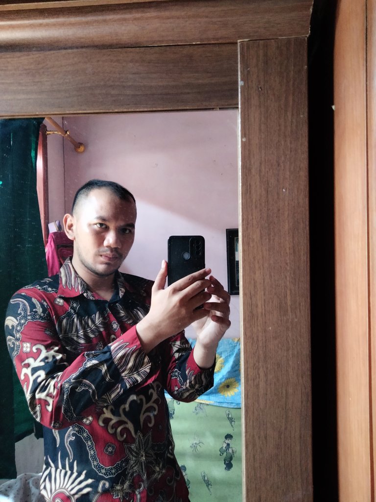 ochidaad's tweet photo. bangga pake BATIK warisan budaya indonesia 🇮🇩🫶 #BatikIndonesia #BatikDays https://t.co/hXVNFq2U4g
