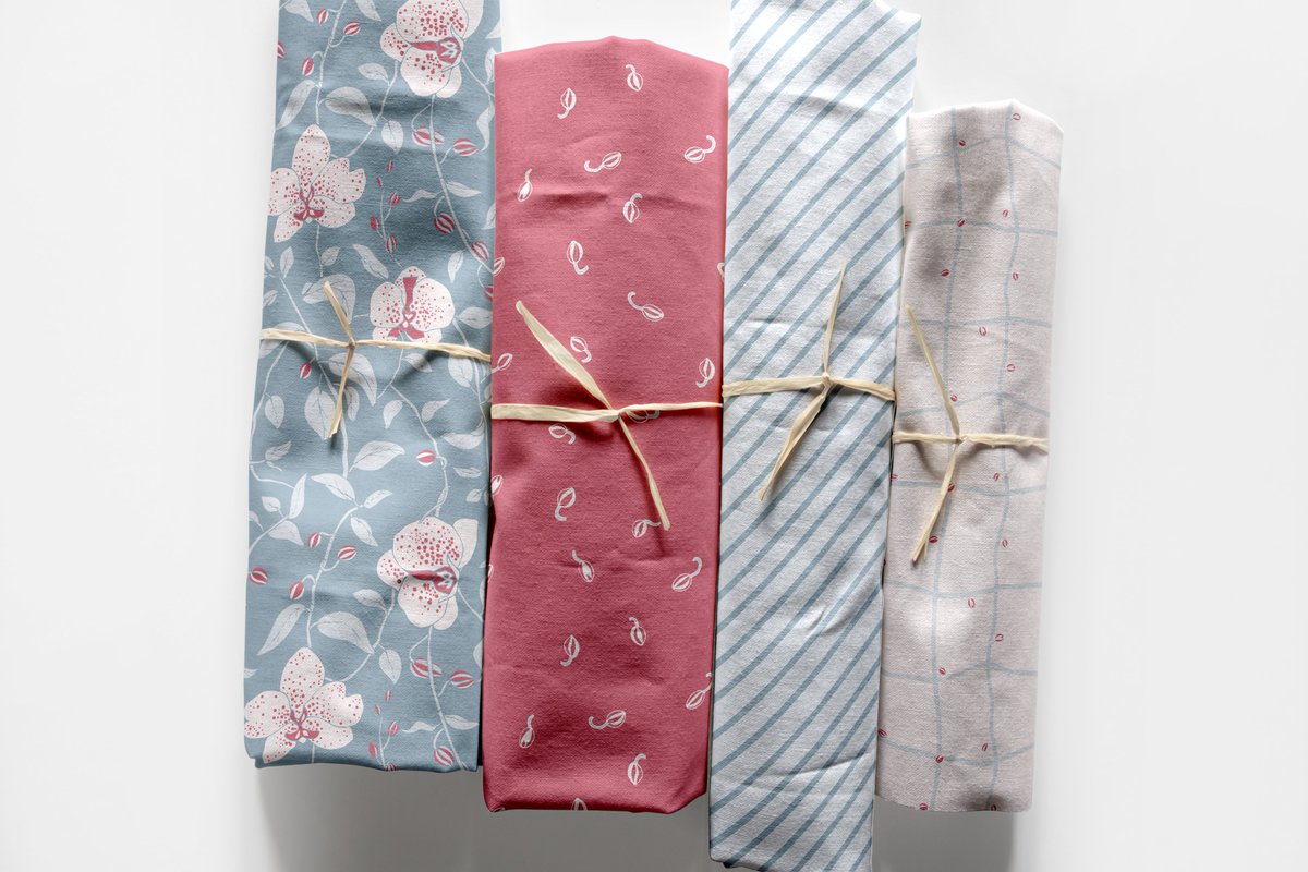 RaveenaBaskaran's tweet image. Orchids Collection - with soft neutral grey color palette.
#surfacepatterndesign #surfacepatterndesigner #printandpattern #printandpatterndesign #patterncurator #patternobserver #fabricdesign #textiledesign #patterncollection #textileart