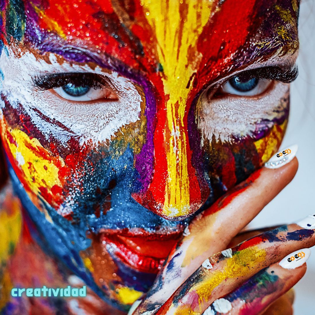 La #creatividad nos aporta soluciones e ideas que permiten adaptarnos a un entorno en continuo cambio. Es la chispa que enciende la #innovación. Y gracias a ella, tomamos mejores #decisiones, innovamos en nuestra realidad, hallamos más #respuestas a los #problemas cotidianos...