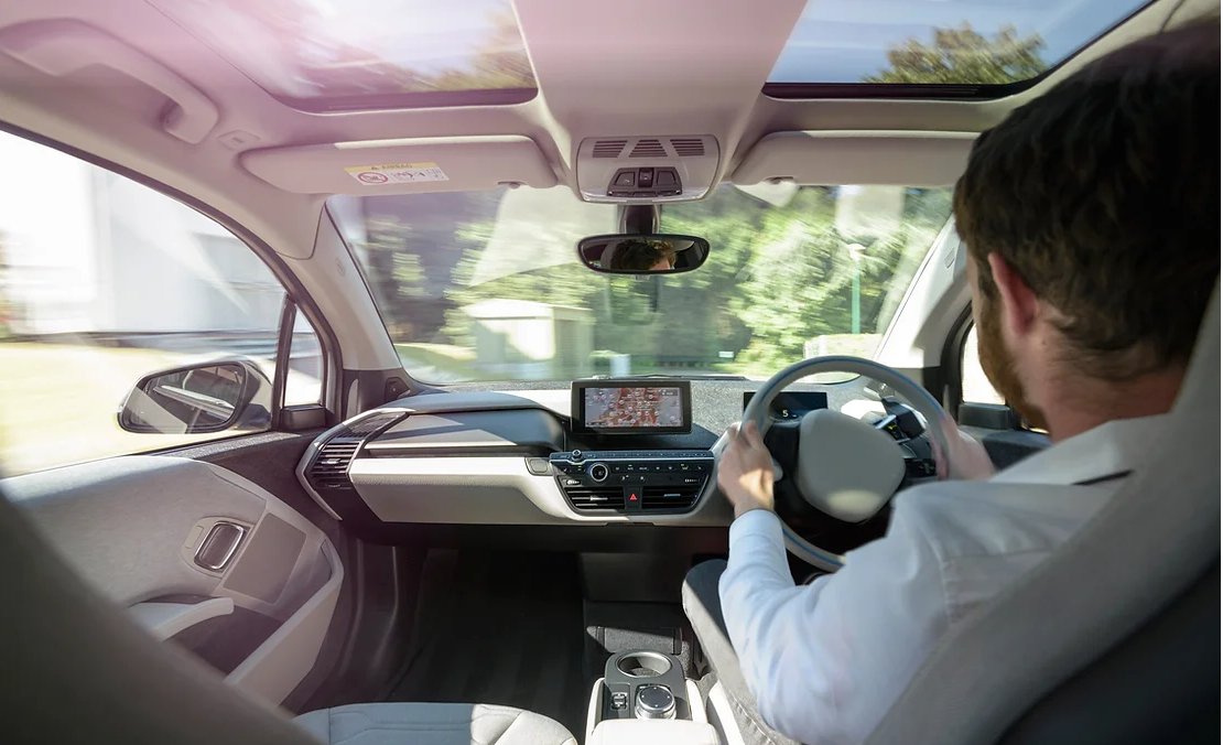 AutoComms_'s tweet image. Enhancing the EV experience: Discover the untapped potential of educating drivers about EVs and maximizing add-on value during the order-to-delivery process #OrderToDelivery bit.ly/48y7phu