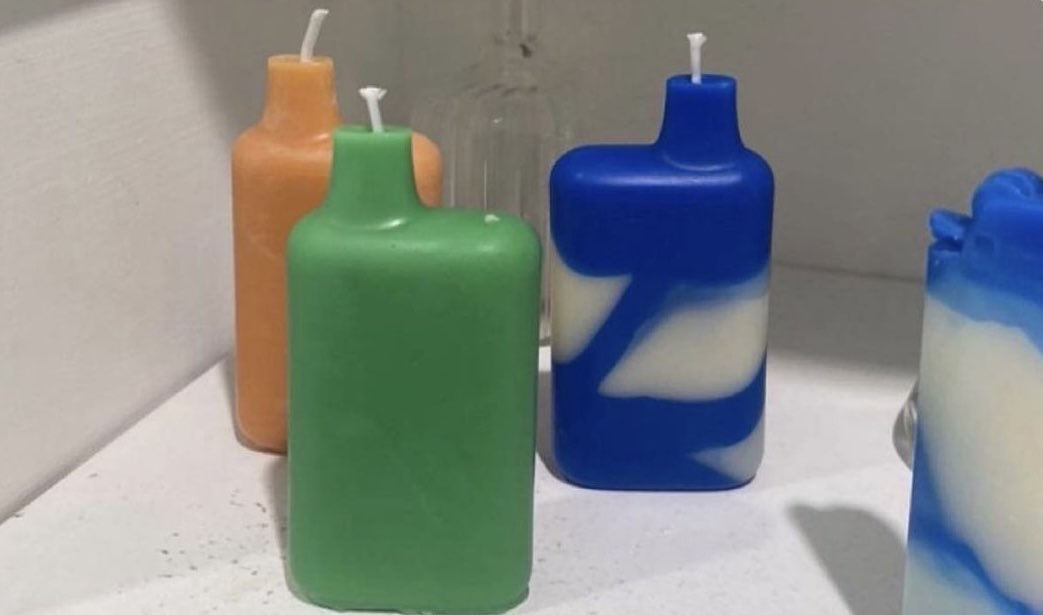 crybabybuick's tweet photo. Lighting these up and relaxin https://t.co/QBsPOCUuGE