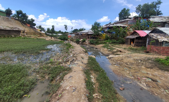 Ehsanul_Hoque's tweet photo. A re-worked stream mitigated #flooding #slopefailure #Risk reduced, walkway increased #accessibility and included the community in designing. I will be speaking on #environmental justice at the #shapingthecity forum on 6 October.
https://t.co/OI1dKrE48X https://t.co/XAaf6MpRhF