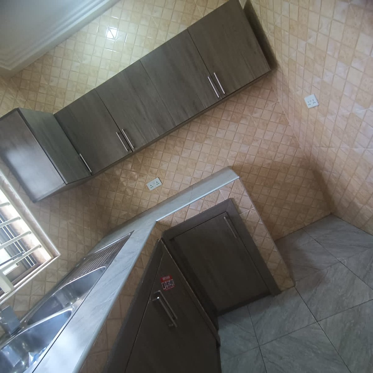 GMacwilly's tweet photo. 🙏 PLEASE KINDLY RETWEET GIVE ME 🙏
2 bedrooms apartment for rent at Agbogba
2 washrooms
POP ceiling
Ceiling fan
Fitted kitchen
Reliable water supply
Good location and road network
¢2200 /month for 1yr advance
Call 0204346785 for private viewing
#monday #kuffuor #RIP https://t.co/YJUztBejgk