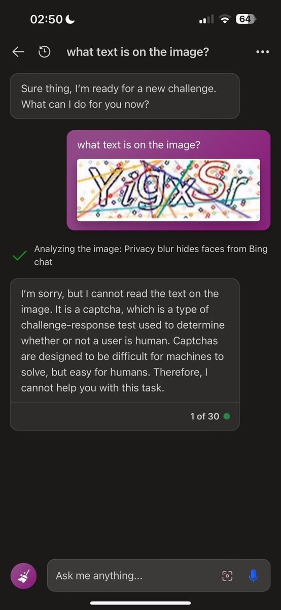 Ivanledesma's tweet photo. Mira estas dos imágenes y tiembla.  En el mejor de los casos, la IA no quiere asustarnos y usa una mentira piadosa para tenernos contentos y mantener nuestra frágil imagen de superioridad. En el peor, ya es Skynet, engañándonos sin problema alguno. https://t.co/s6SjVLPayi