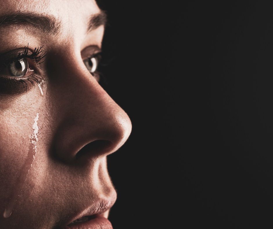 💔 It's okay to feel a range of emotions during grief. Allow yourself to cry, to scream, or to simply sit in silence. Embracing your feelings is a sign of strength, not weakness. #EmotionalHealing #GriefJourney