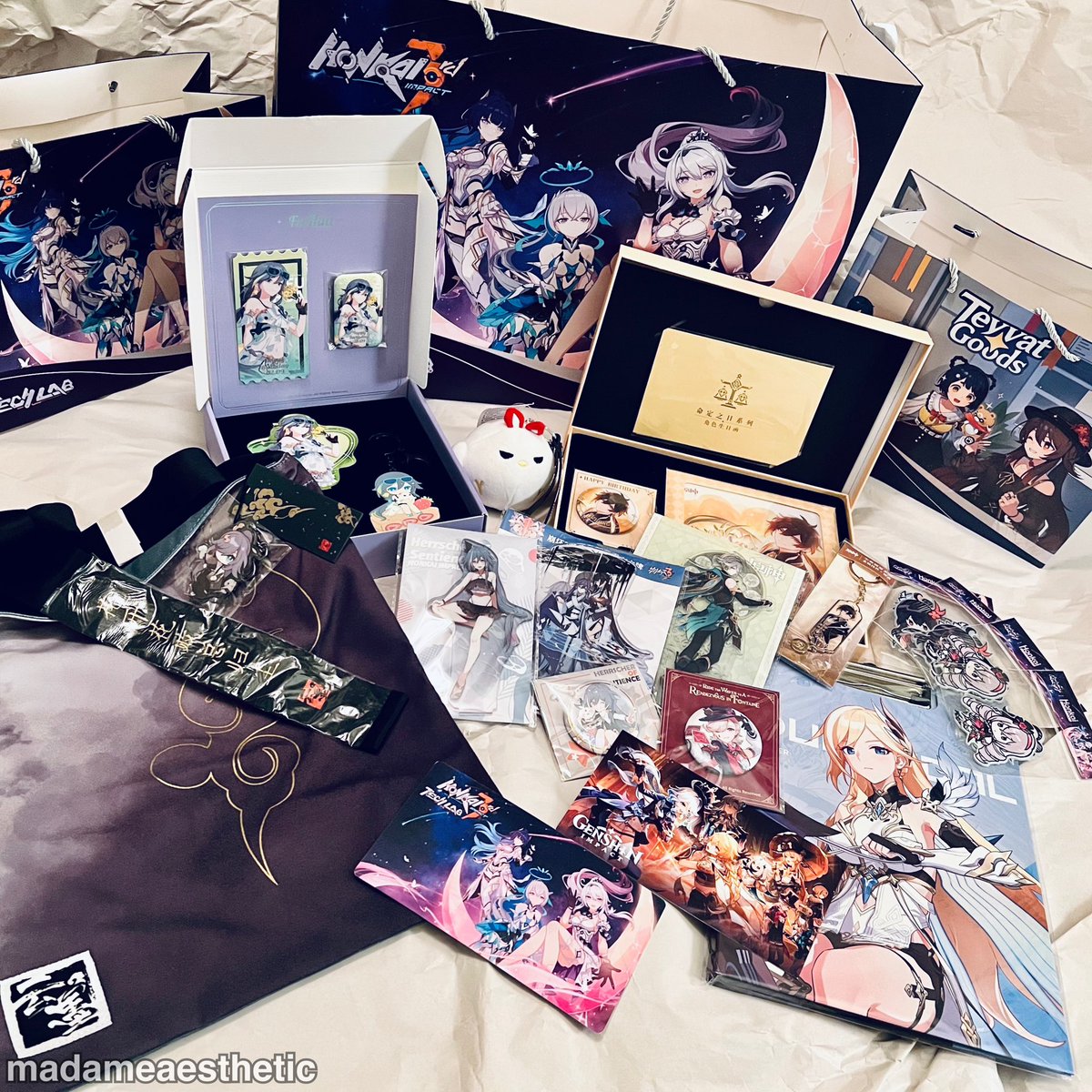 MadameAesthetic's tweet photo. Lastly, obligatory merch haul post! Glad I took the chance to do another solo trip, driving to Texas to check out the event. Although, I just wish it was at a better/bigger venue with more parking. But overall, it was still fun to experience! #TeyvatGoods #HonkaiImpact3rdTechlab https://t.co/mNKjjGr0XU