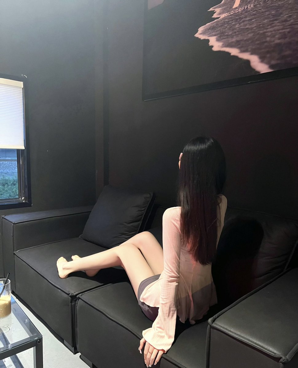 0522Vz's tweet photo. 请弟弟们私发我 来回复你的发育程度😋#反差 #反差婊 #母狗 https://t.co/m0OAo8Wwbg