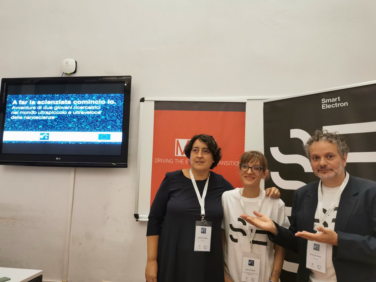 Cnr_Nano's tweet photo. Anche questa #NotteEuropeadeiRicercatori รจ stata ricca di emozioni! ๐
Grazie alle nostre ricercatrici e ricercatori che hanno condiviso la loro passione per la scienza e la scoperta! ๐ฉโ๐ฌ๐จโ๐ฌ๐๐๐
@CNRsocial_ @brightnightIT #NotteCnr https://t.co/z4CtdJmA9H