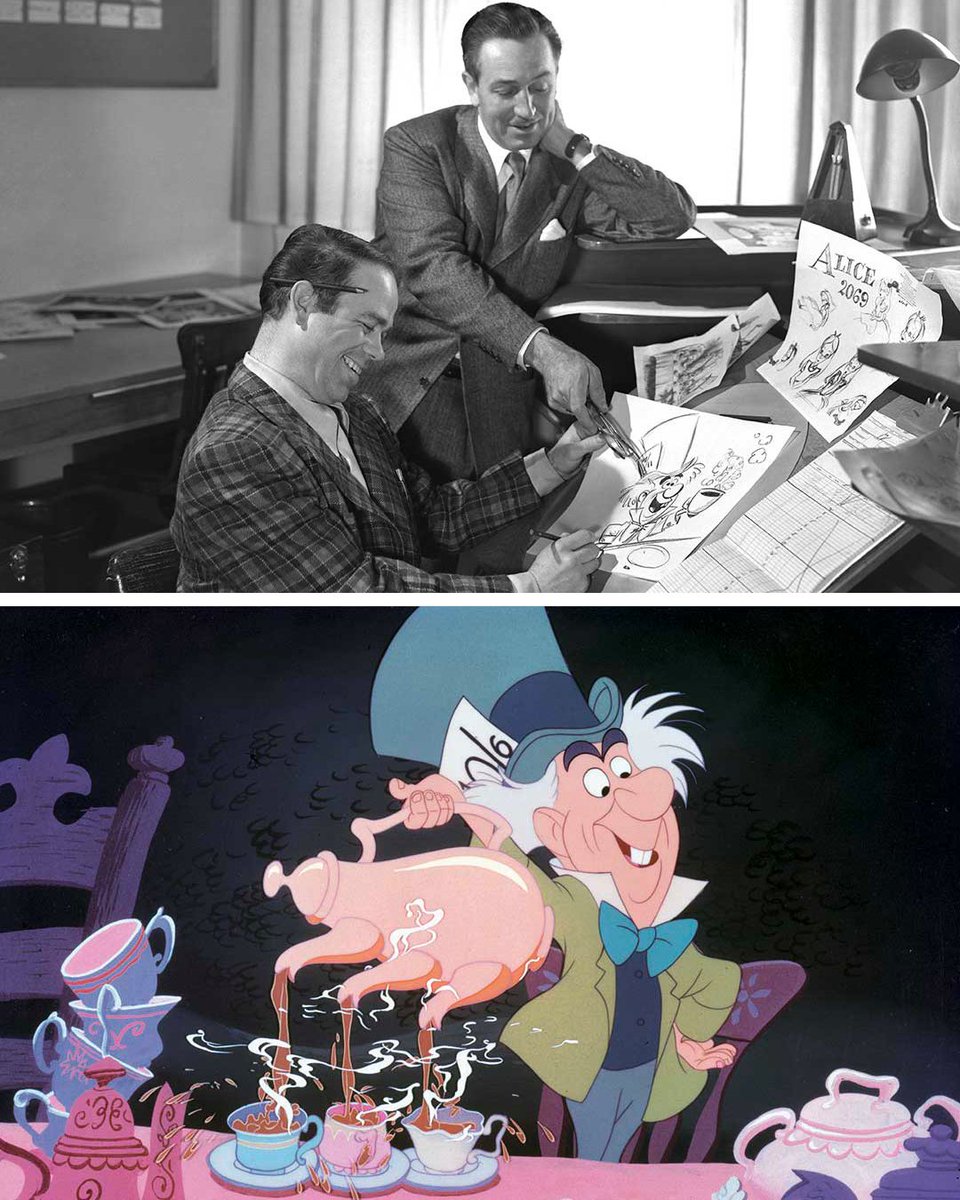 Het is theetijd! 🫖 De tekenfilmklassieker Alice in Wonderland uit 1951 was al sinds 1933 in Walt Disney's gedachten. Kun jij de naam noemen van de legendarische animator die hier de Gekke Hoedenmaker tekent? #Disney100 (📸: <a href="/TWDCArchives/">Walt Disney Archives</a>)