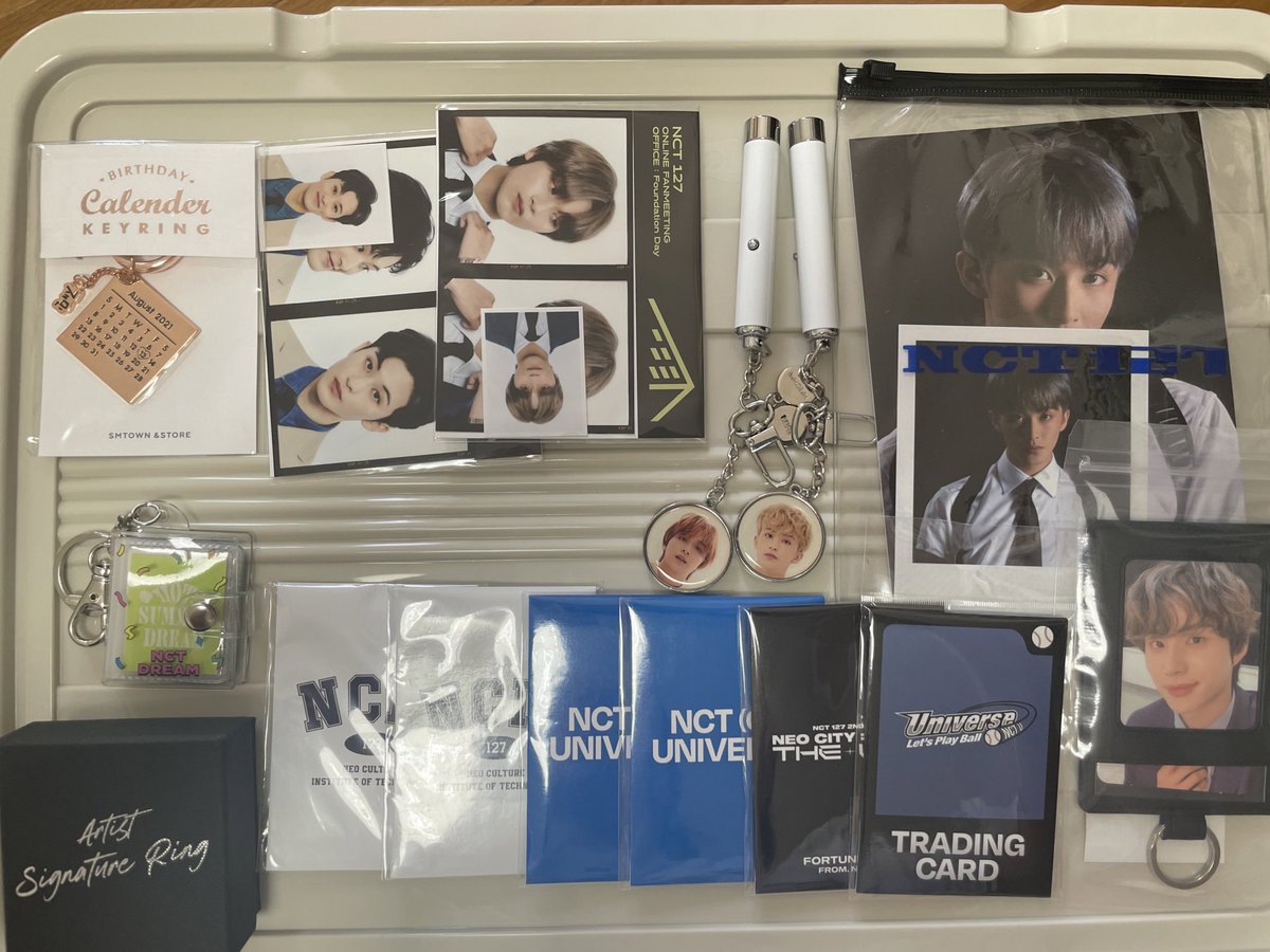 sell202311's tweet photo. 엔시티 굿즈 양도
- 아티스트 키링 재민
- 아티스트 싸인반지 재민
- 미니 앨범 키홀더 포토 세트 재민
- 127 필름 포토 세트 해찬 마크
- 127 카드 지갑 포토카드 정우
- 127 시즌그리팅 포토팩 2021 마크
- 127 랜덤 포토팩(미개봉)
- 유니버스 아이디 카드 포토세트(미개봉) https://t.co/n1YauQNJh0