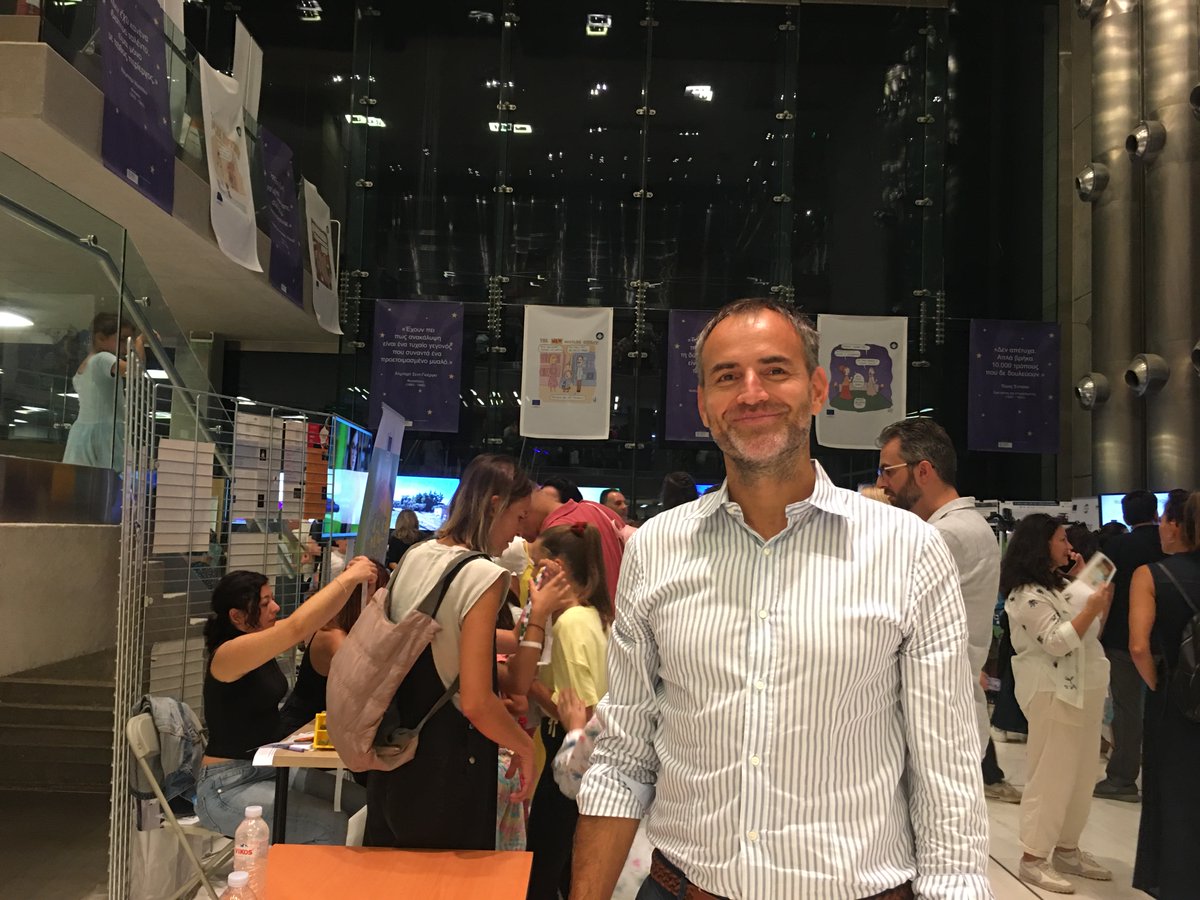 personacllized's tweet photo. Thank you ALL for your interest in our work on Personalized Prediction in Chronic Lymphocytic Leukemia that has been presented at the European Researcher's Night in Thessaloniki, Greece #personalized #prediction #CLL #leukemia #CancerResearch #EuropeanResearcherNight https://t.co/06boARuJPp