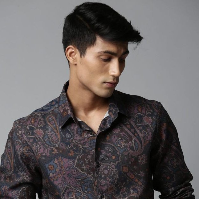 #NewProfilePic info kondangan yg souvenir nya vesmet