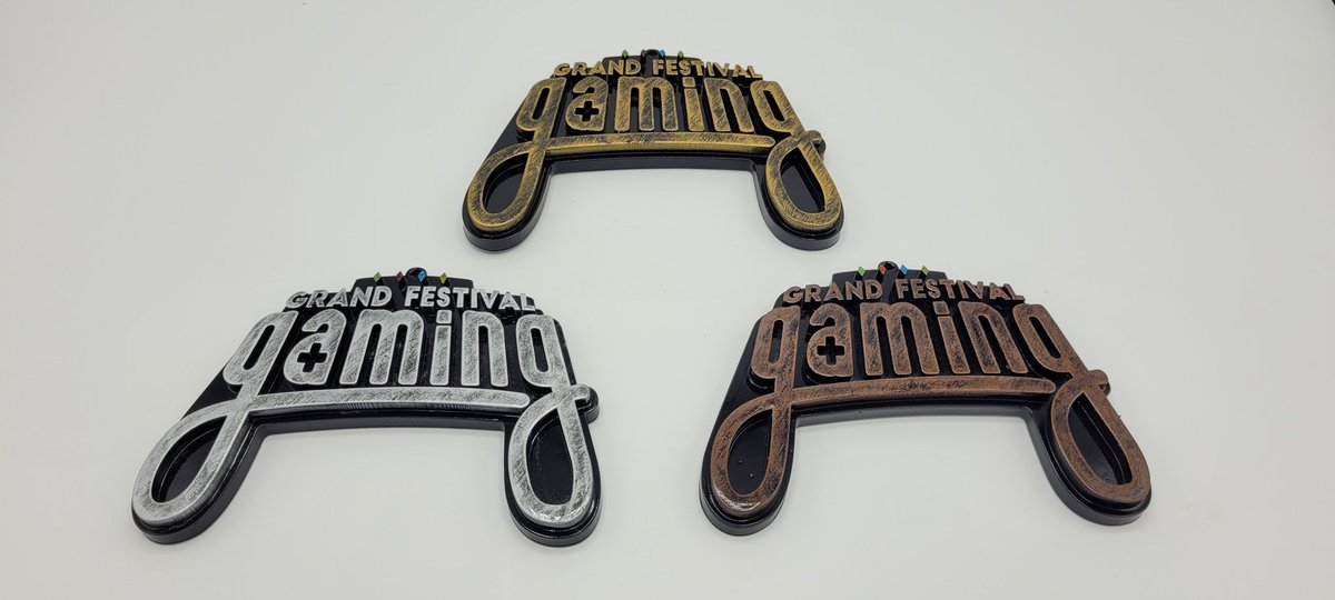 ⬇️ Voici les médailles en détails ⬇️