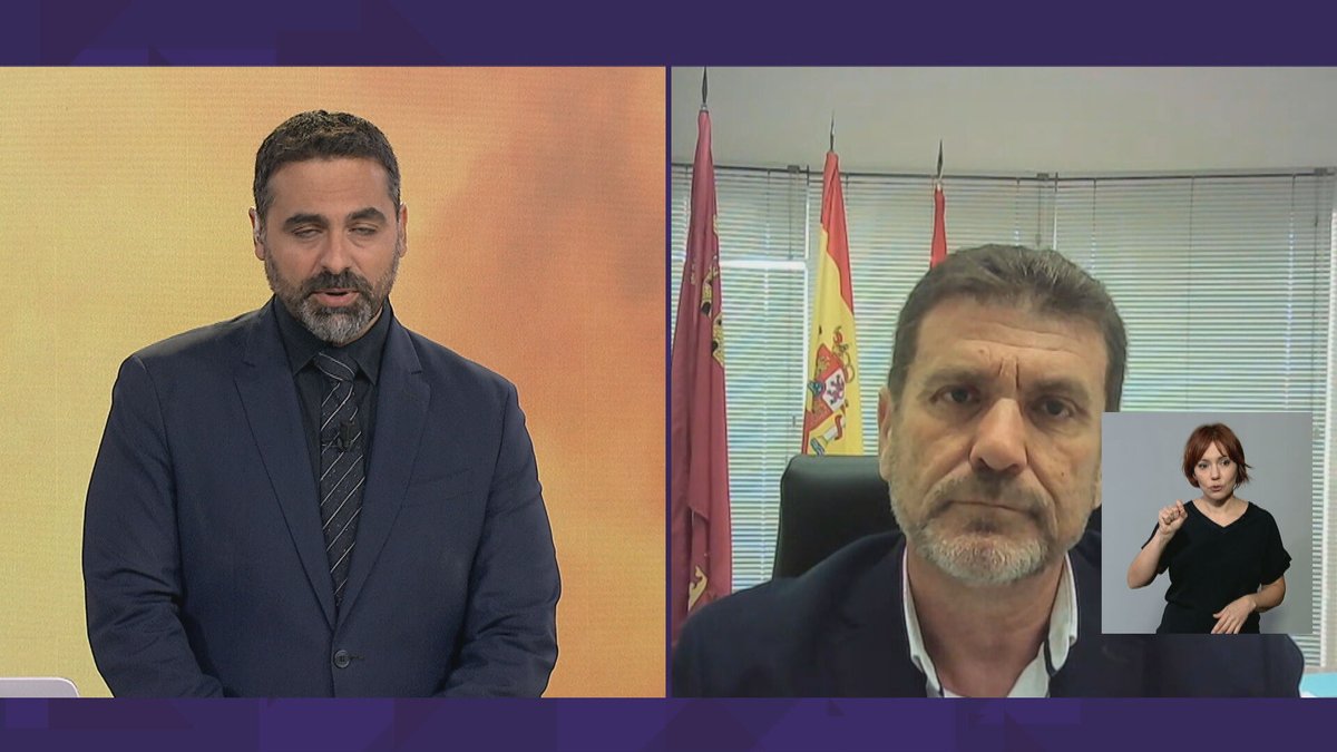 la7tele's tweet photo. 🚨 ÚLTIMA HORA 🚨

➡️ Según el Ayuntamiento de Murcia, en estos momentos hay 13 muertos y se busca a 2 desaparecidos.

➡️ Se han localizado 3 personas que se daban por desaparecidas en la zona de Calblanque

🔗 https://t.co/ESDziGnA8S https://t.co/O0DlO73Mkt