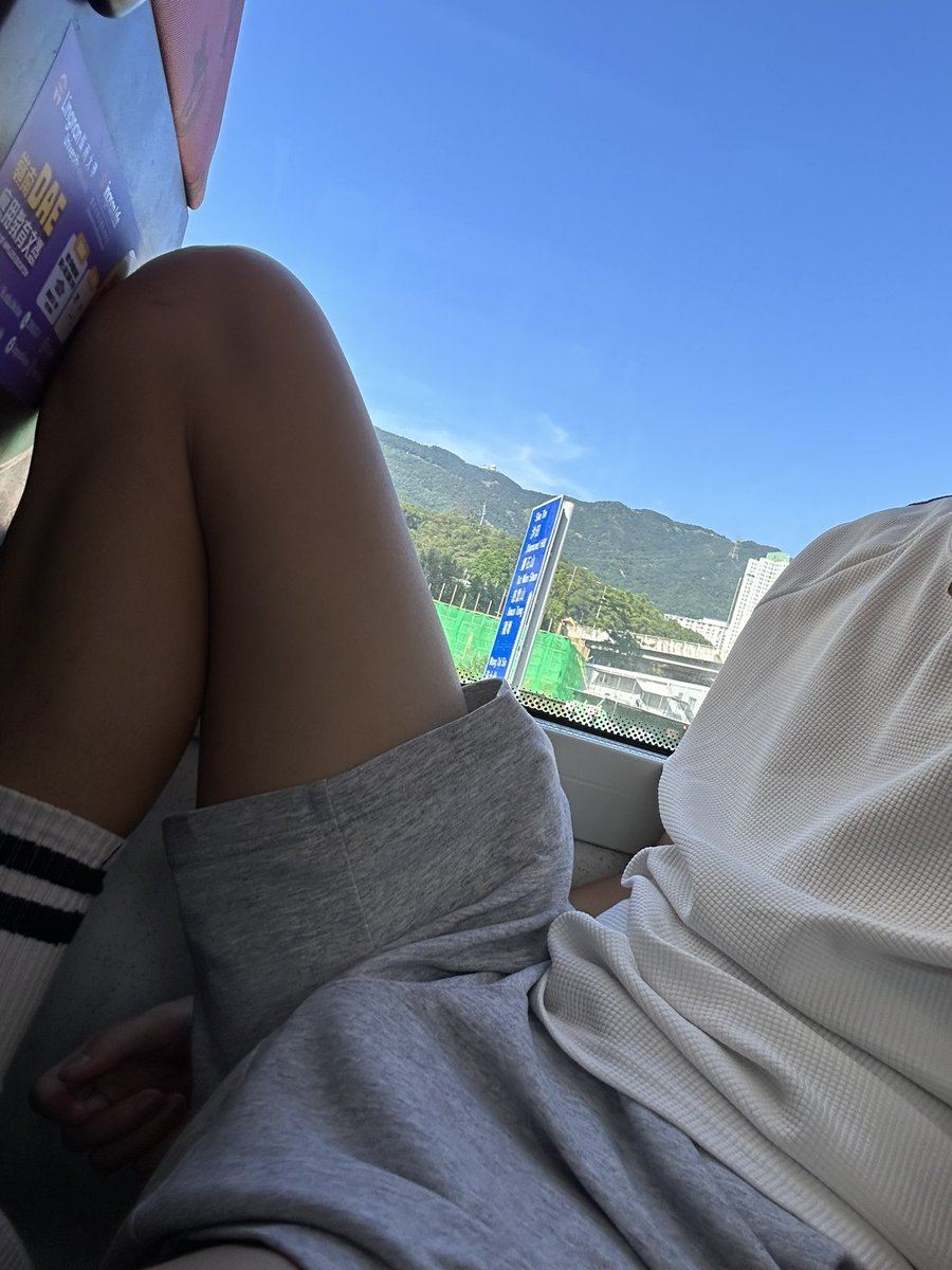 想要嘅時候搵唔到人
唔想要嘅時候就咁多人🤡