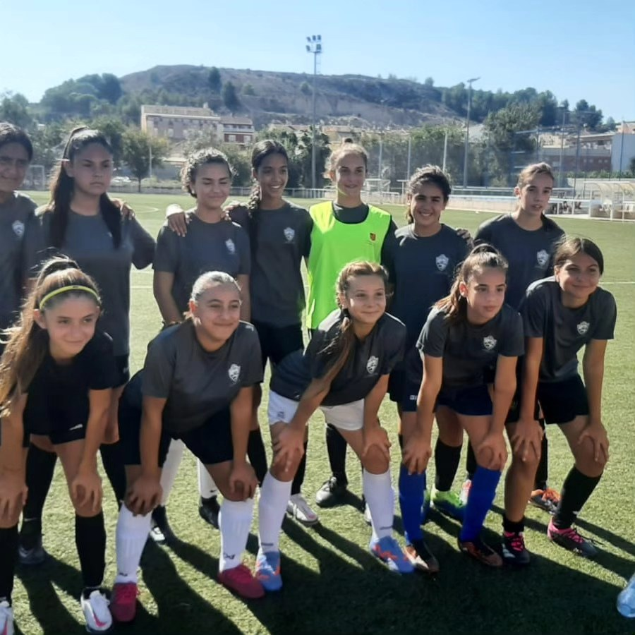 ➡️Amistoso Cadete/Infantil femeninas F8.
Gran partido del Tiñosa F.C frente al CD. Zeneta, donde se ha podido ver una gran evolución de nuestras jugadoras y, sobre todo, mucho compañerismo y deportividad.💛💛🖤🖤