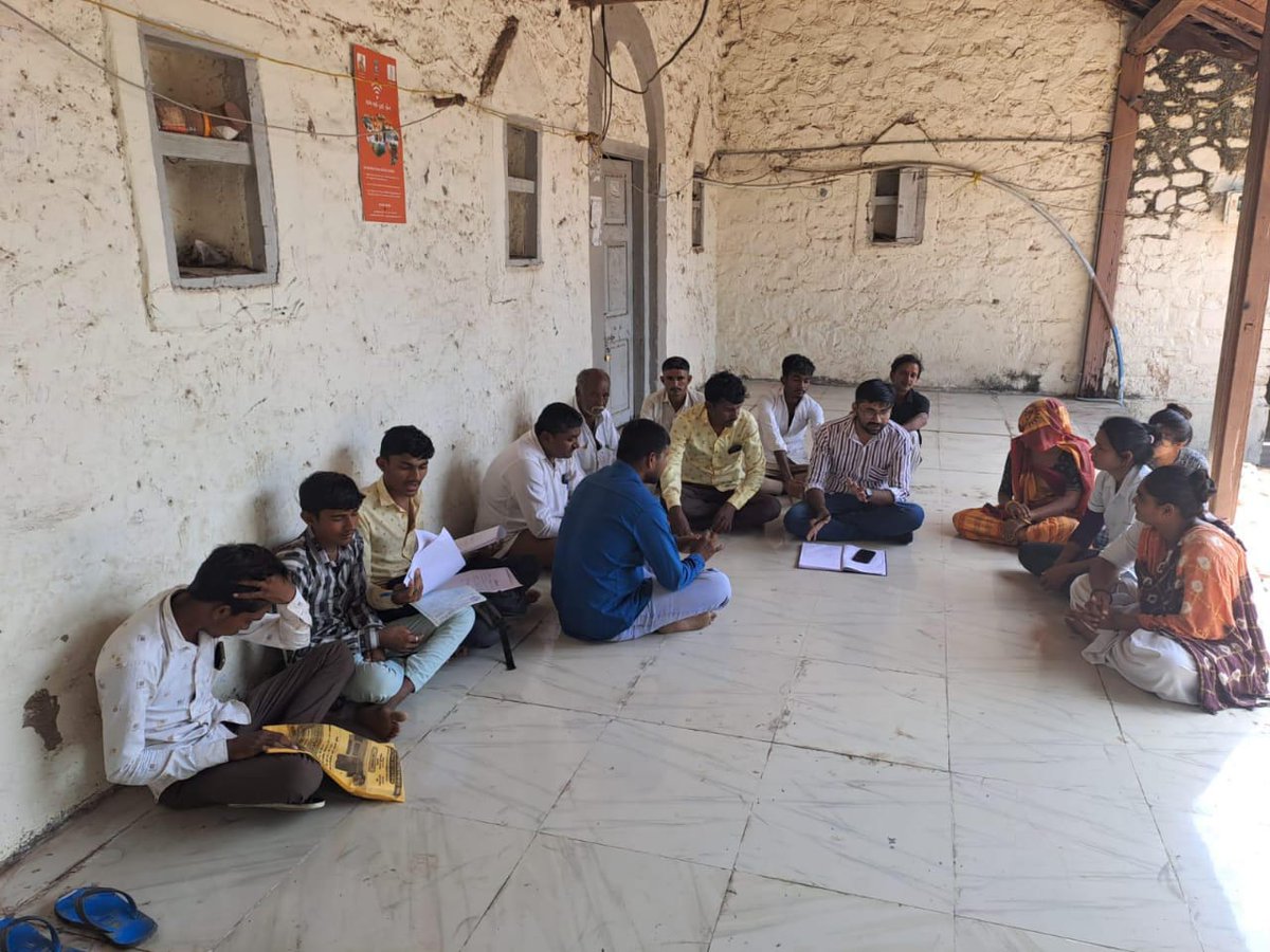 PhcTurkha's tweet photo. પ્રાથમિક આરોગ્ય કેન્દ્ર તુરખા હેઠળ આવતા રંગપર ગામે આજ રોજ રાખવામાં આવેલ ગ્રામસભામાં #ABHA કાર્ડ, આયુષ્માન કાર્ડ, ટીબી મુક્ત પંચાયત, #NCD તપાસ અને #CBAC વિશે માહિતી આપવામાં આવેલ
@DDOBOTAD @eGramBotad @Collectorbotad @cdho_botad @BotadDsbcc @NHMGujarat @VijayDambhala11 https://t.co/jDvKEGGaTr